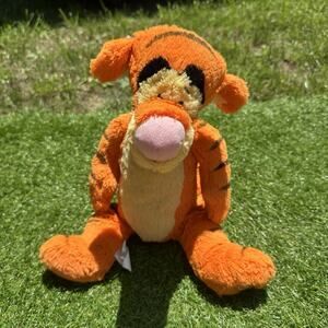 Disney Store Exclusive Tigger Plush 17” Orange Winnie The Pooh Toy Fuzzy‎
